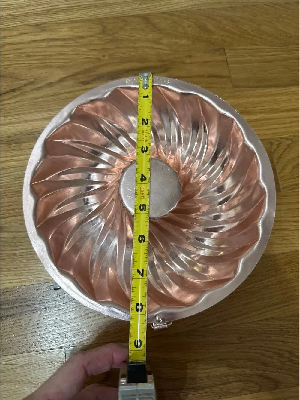 none bundt pan